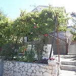 Mit Balkon Und Meerblick By Interhome Trogir